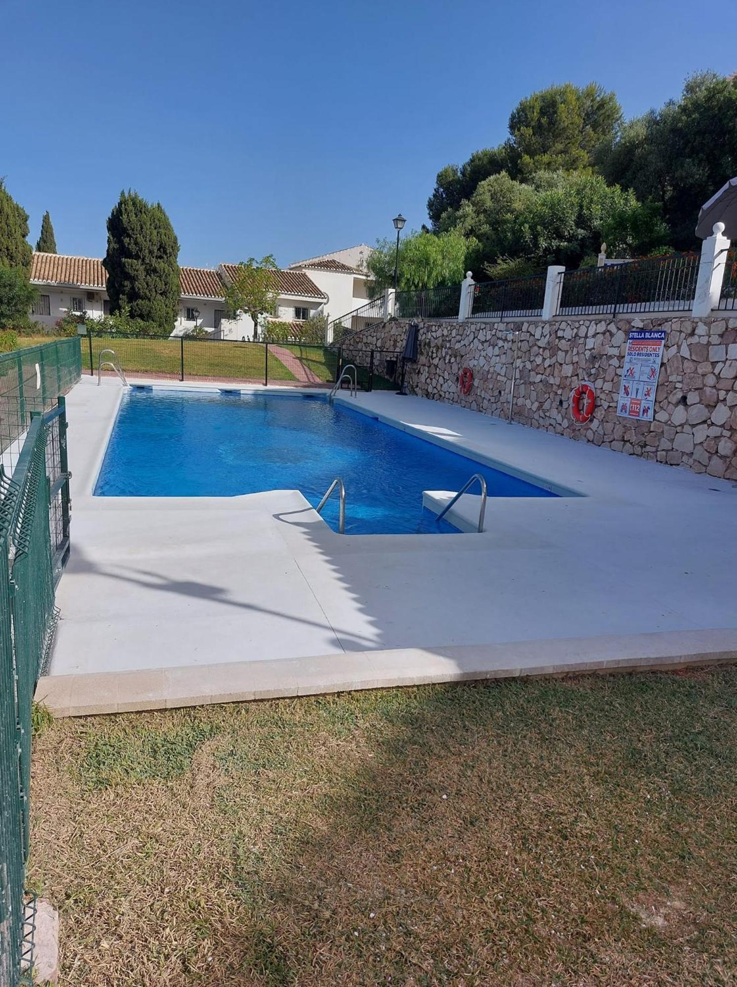 Lux 2 Kmr App Stella Blanca Met Zwembaden Airco En Zeezicht Διαμέρισμα Fuengirola Εξωτερικό φωτογραφία